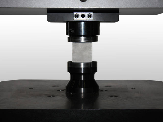 Compression Testing of Concrete Blocks with Recycled Plastic