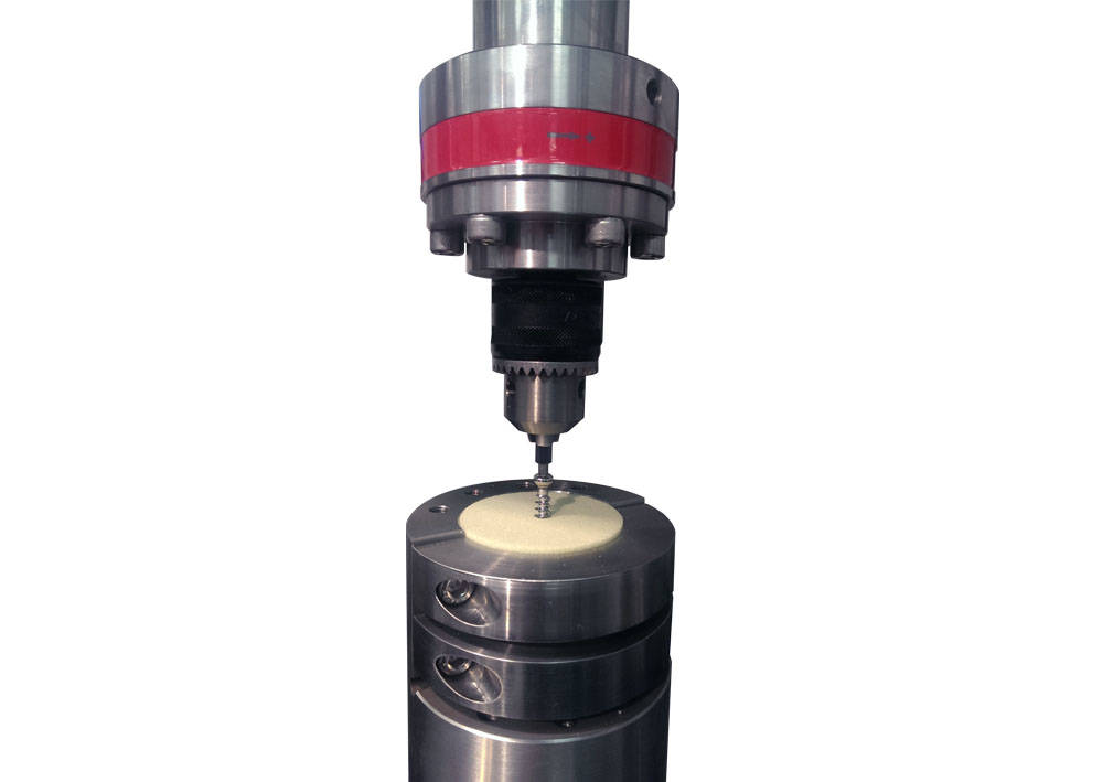 Axial Torsion Testing of Bone Screws to ASTM F543