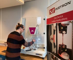 9050 pendulum impact testing machine at polymer science park