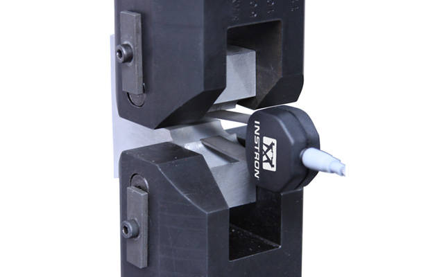 Medidor de desplazamiento de apertura de grietas