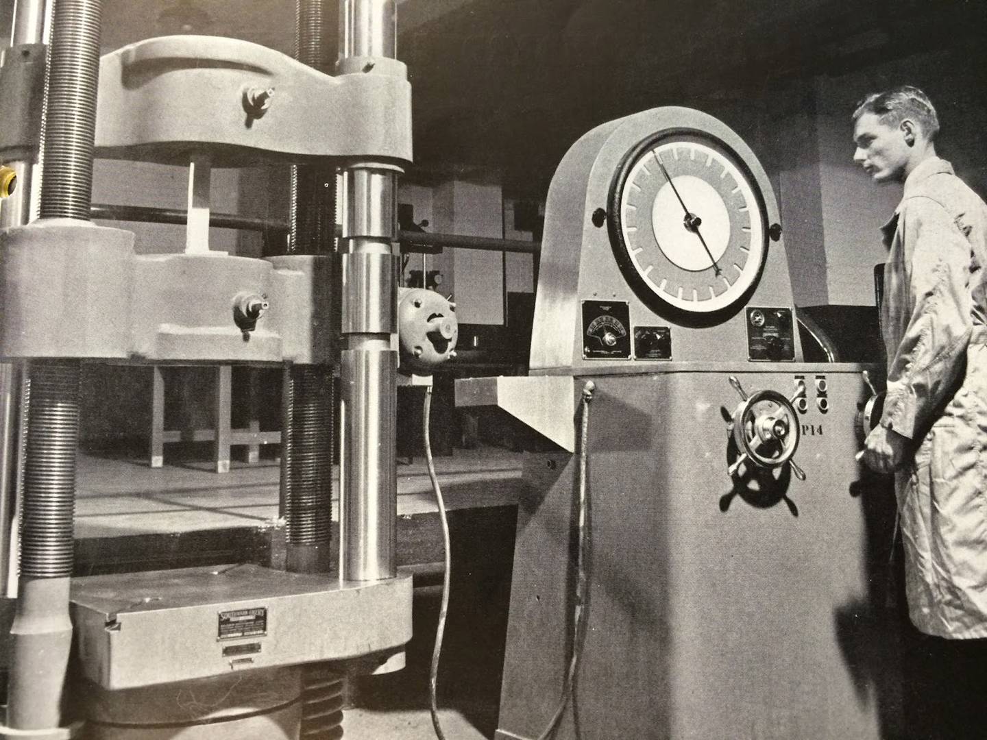 | Instron Dial Indicator