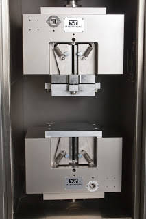 | Instron 