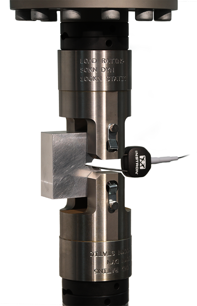 Bluehill Fracture CT Specimen in Grips