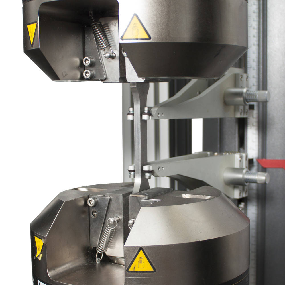 Tensile Test on Metal Specimen with AutoX750 Automatic Contacting Extensometer