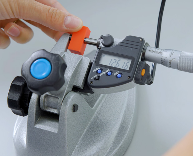 Automatic Specimen Measurement Device