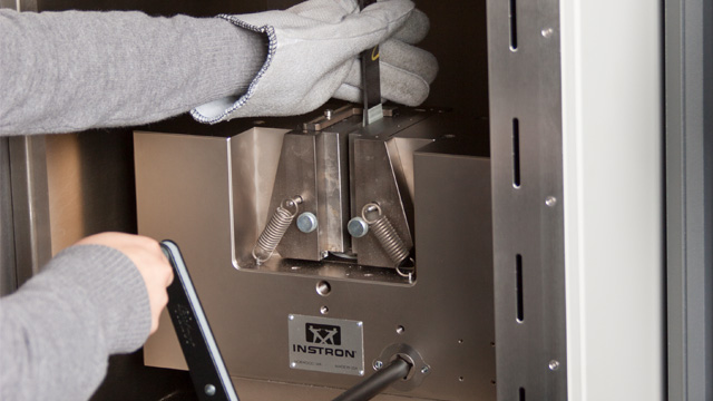 Precision Manual Wedge Grip