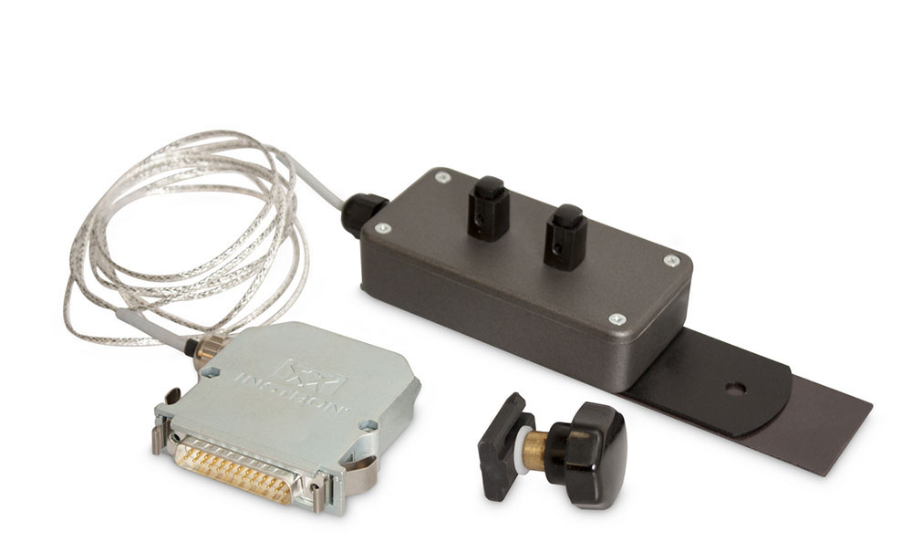 Instron strain gauge adapter with bridge completion