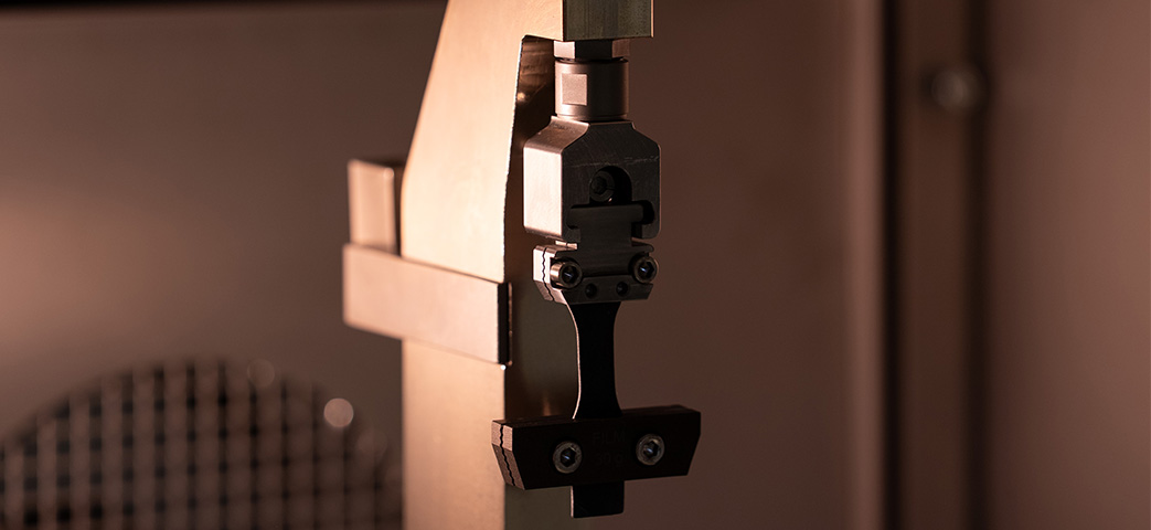 | Instron Tensile Fixture