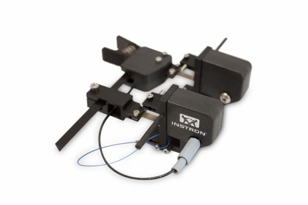 Averaging axial clip-on extensometer